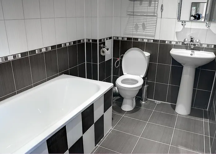 Neon Guest Gasthof 3*